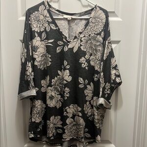 Floral Print V-Neck Top